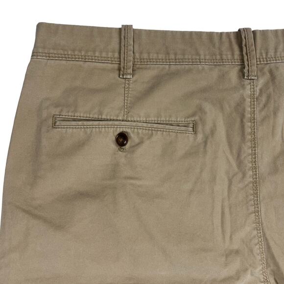 Express Shorts Classic Fit Chino 10" Inseam Flat Front Khaki Casual Men's 36 - Picture 10 of 10